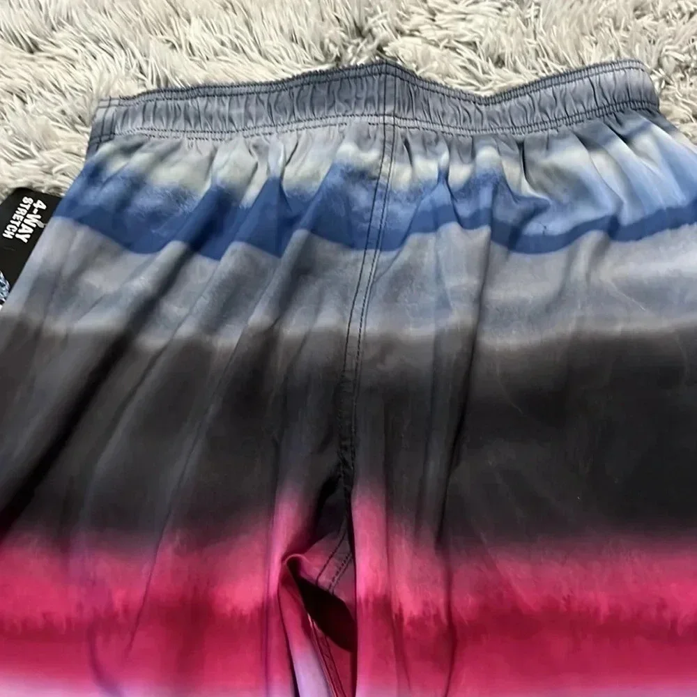 SPEEDO 4 way comfort stretch swim trunks Size Small